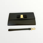 Salvatore Ferragamo Black Vara Wallet/Wirslet