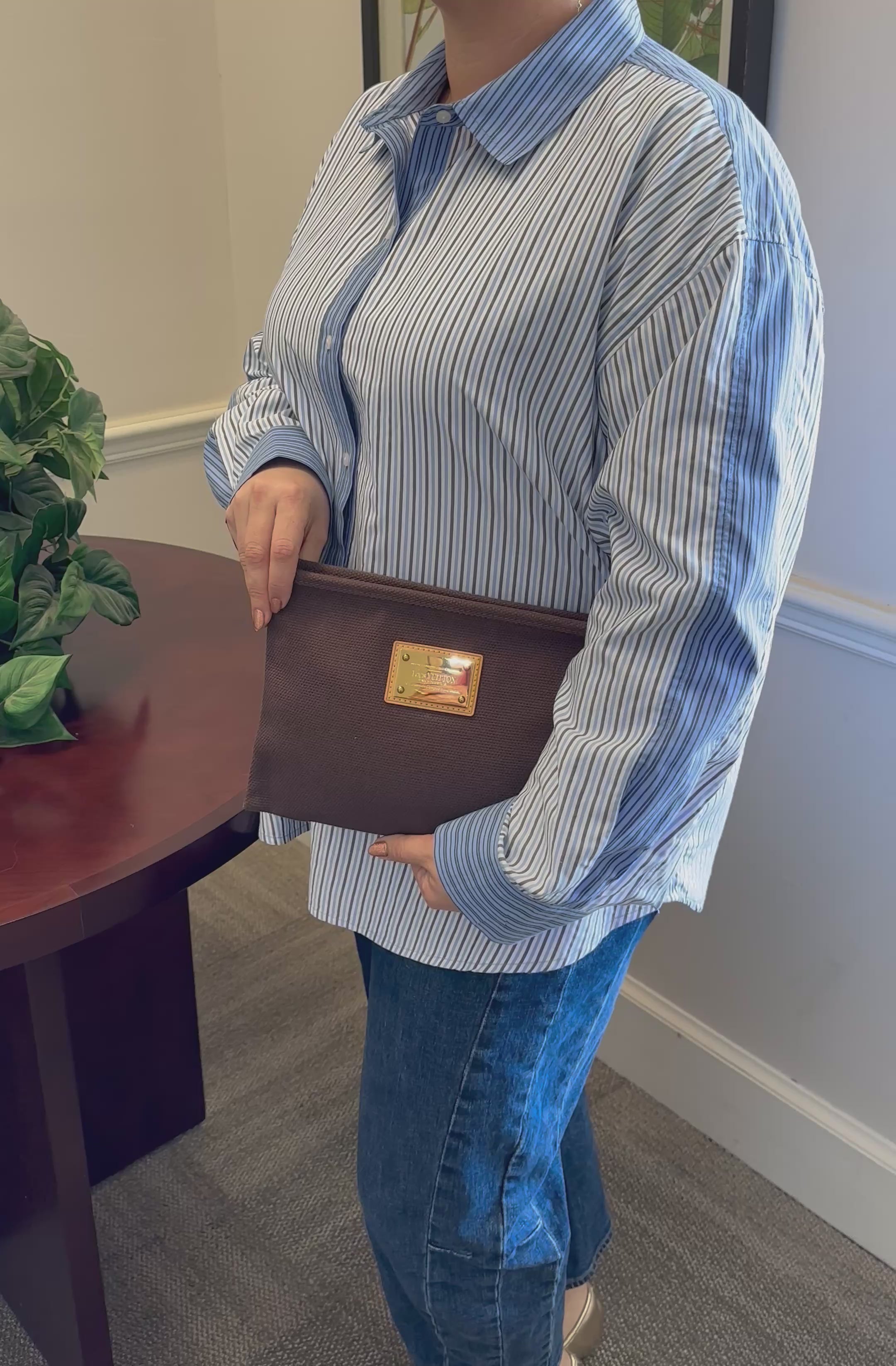 Louis Vuitton Brown Pochette Platform GM Antigua Pouch