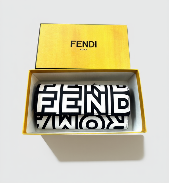 Fendi x Marc Jacob Black & White Wallet on Chain
